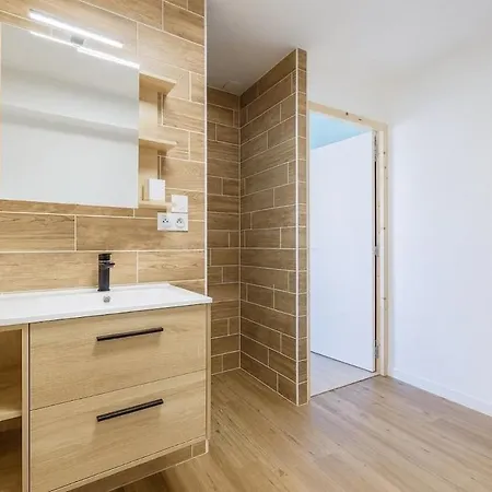 De La Foret De Poyant *